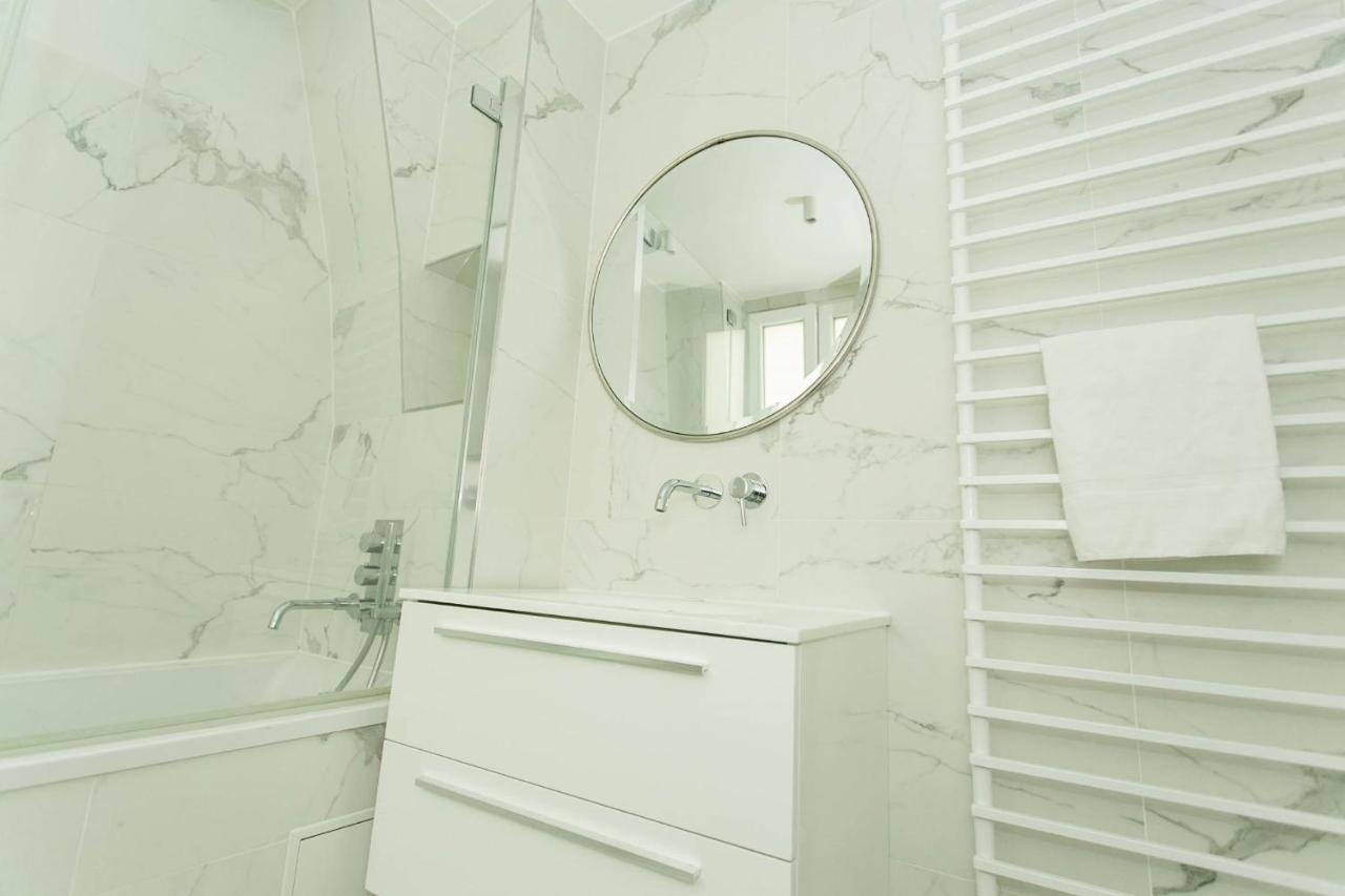 Pont Neuf - St Germain City Apartment Paris Bagian luar foto