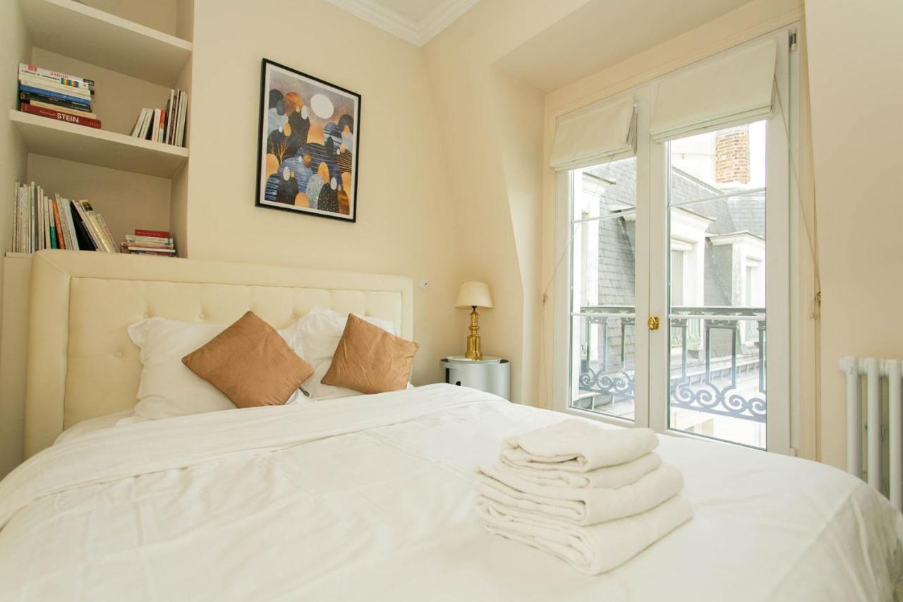 Pont Neuf - St Germain City Apartment Paris Bagian luar foto